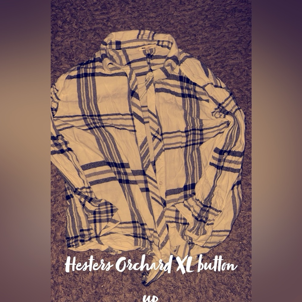 Hesters orchard XL plaid button up
